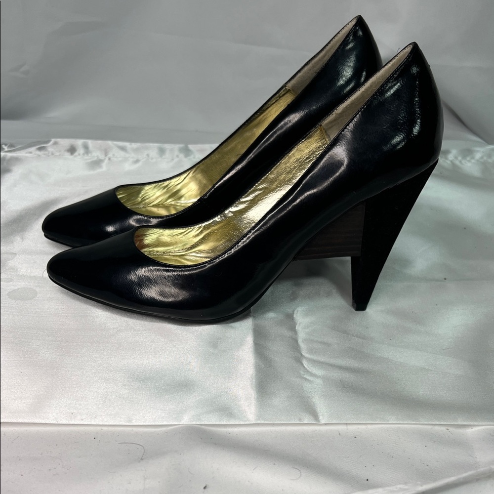 Sam Edelman Black Pointed Toe Heels
